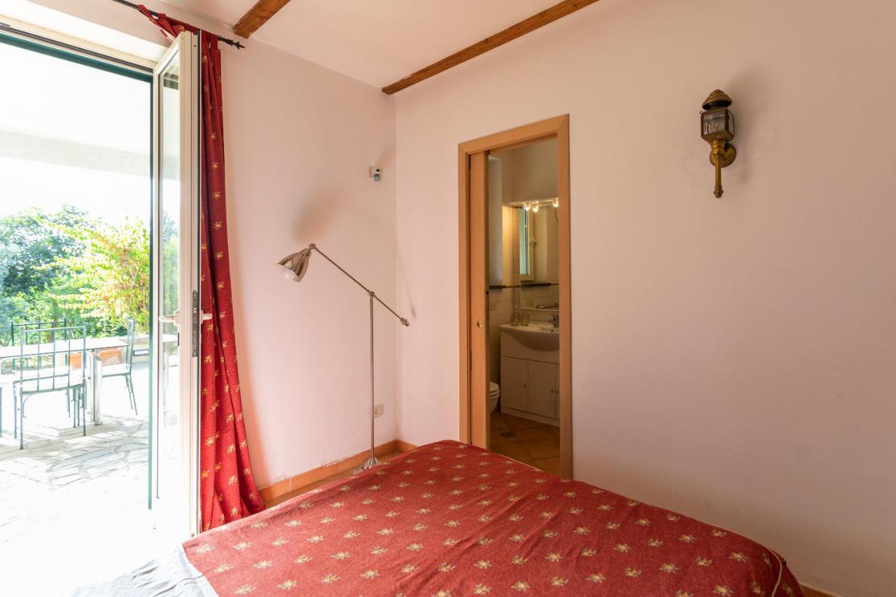 Stato Di Grazia Shared Swimming Pool And Garden With One Villa Massa Lubrense Exterior foto