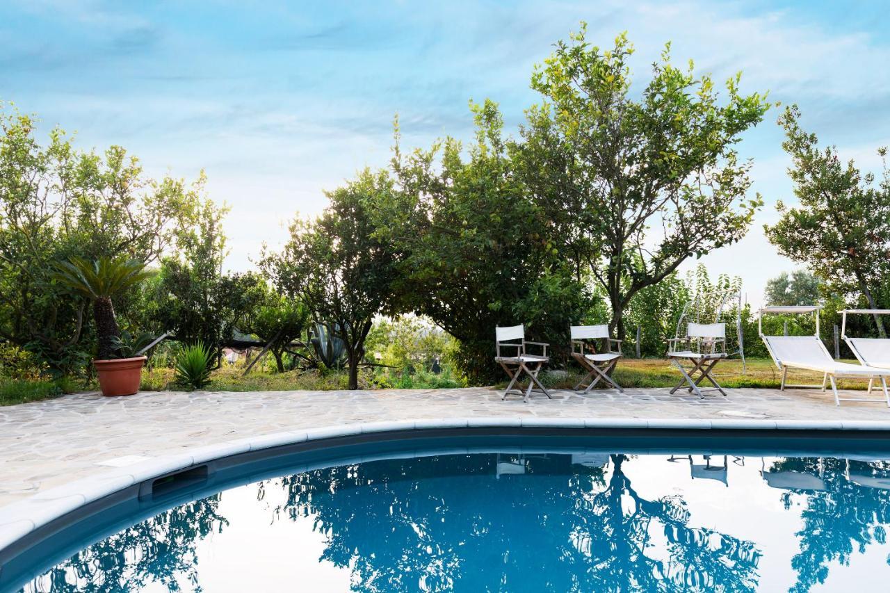 Stato Di Grazia Shared Swimming Pool And Garden With One Villa Massa Lubrense Exterior foto